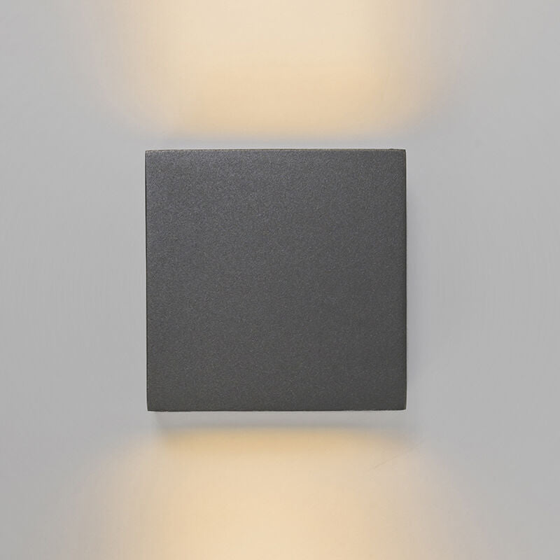 4758_90810_6
