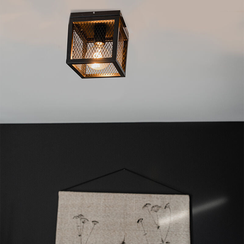 8926_104359_0